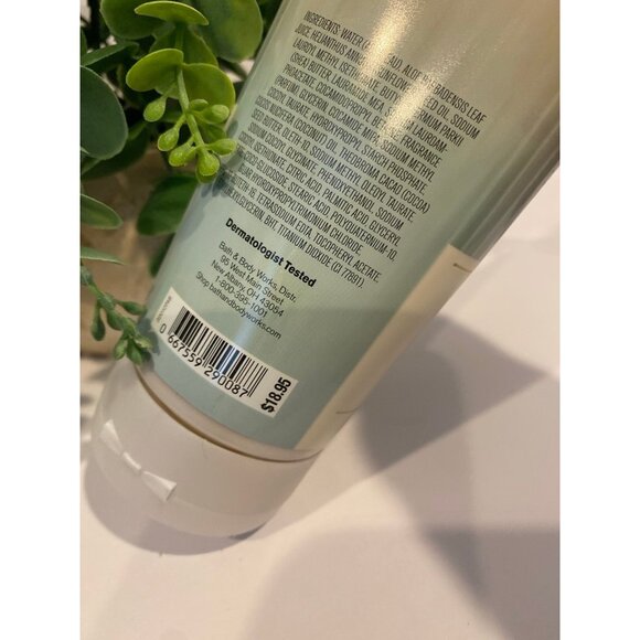 Bath &  Body Works “Vanilla Romance” NEW 4-Pc Body Care Set - Picture 9 of 12